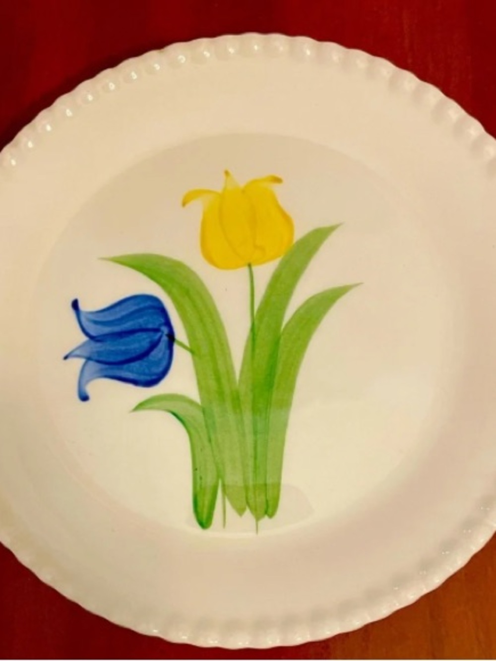 White Ceramic Dinner Plate with Yellow and Blue Tulip Motif